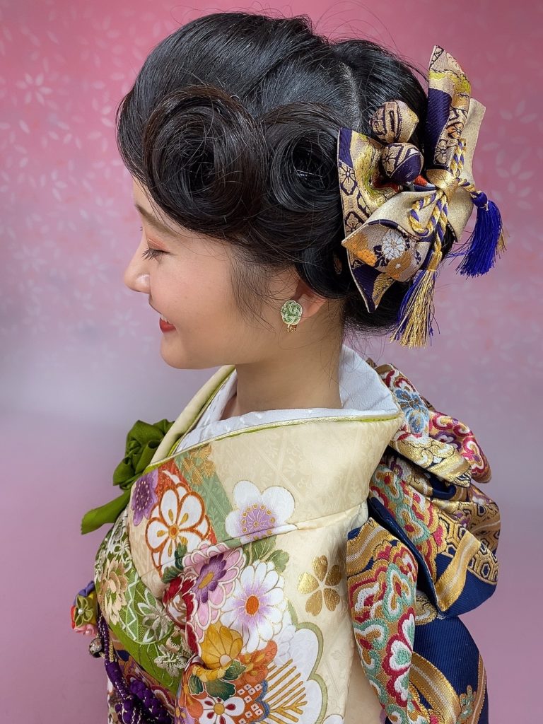 振袖の髪型について トレンドや髪飾り Kimonoしゃなり